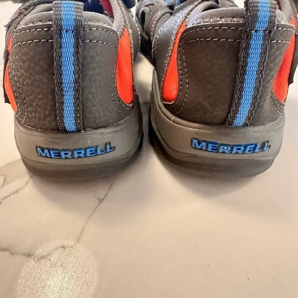 Merrell Kid's Hydro H2O Hiker Sandal Boys Size 4M Gray Gunsmoke water show